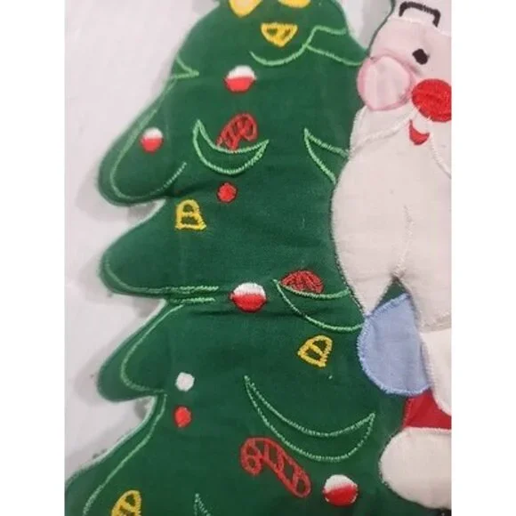 2 Vintage Christmas Potholders Santa Christmas Tree Kitty CatBasket Poinsettias - Picture 8 of 9